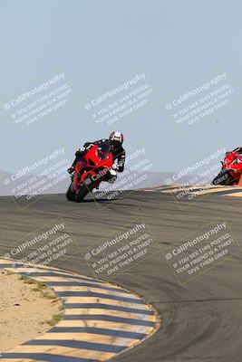 media/Mar-28-2022-Superbike Trackdays (Mon) [[b8603d0f67]]/Open Track Time/Turns 9 and 10/